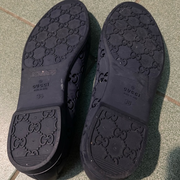EUC Gucci Authentic Flats Jelly Navy Color - Picture 2 of 3